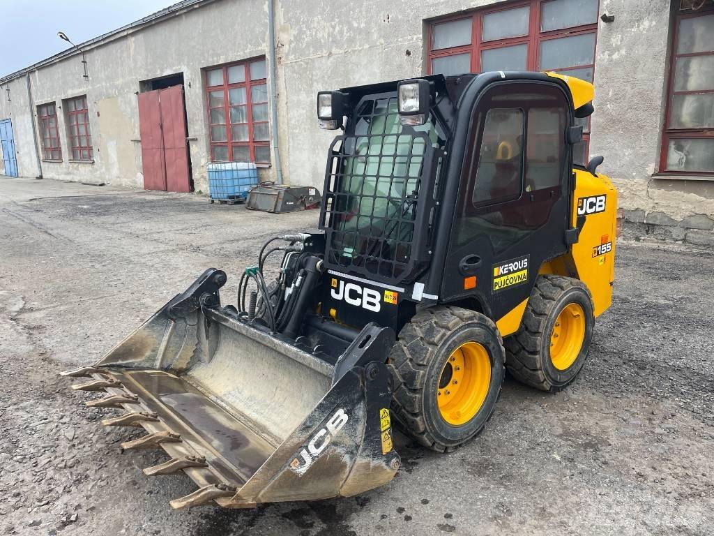 JCB 155 لوادر انزلاقية التوجيه