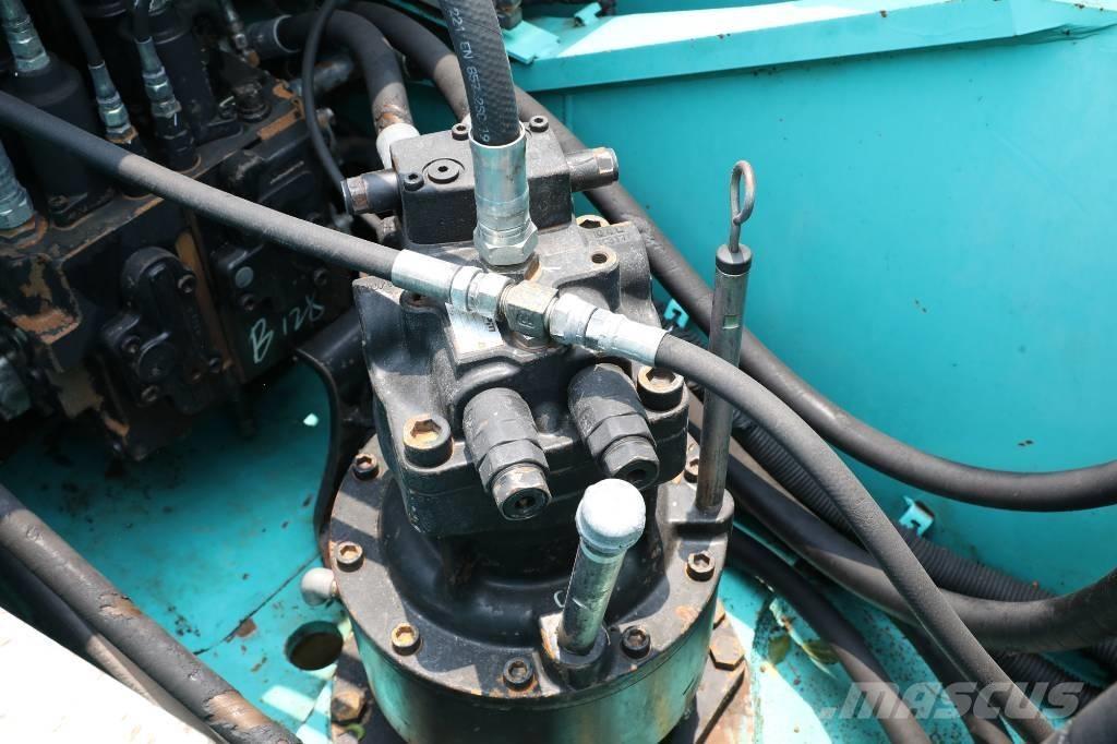Kobelco SK 200-8 حفارات زحافة
