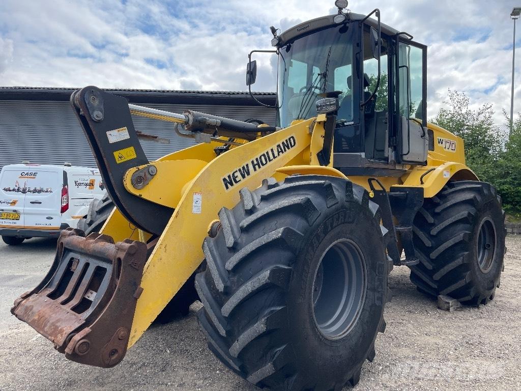 New Holland W 170 لوادر بعجل