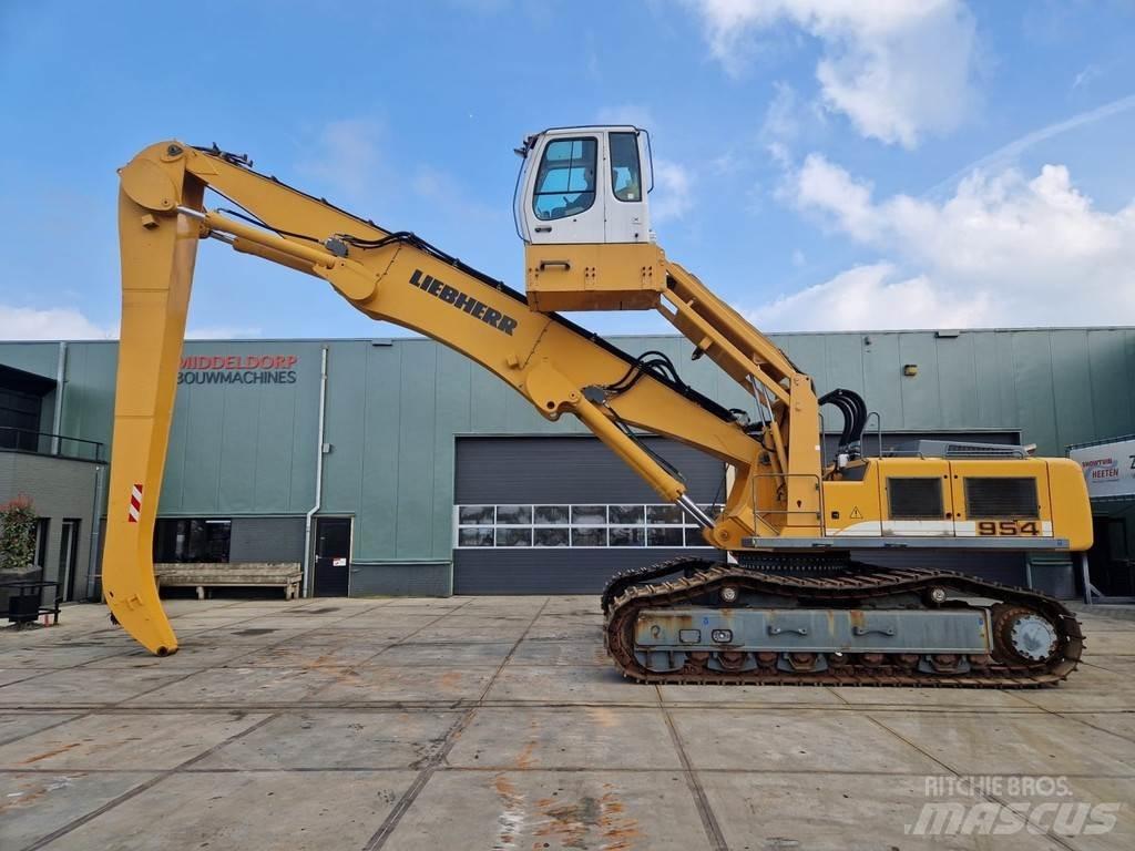 Liebherr R954C EW مناولات المخلفات / مناولات صناعية