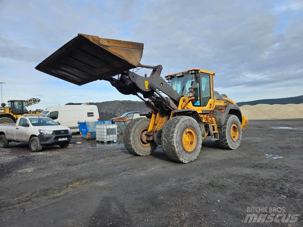 Volvo L 110 H لوادر بعجل