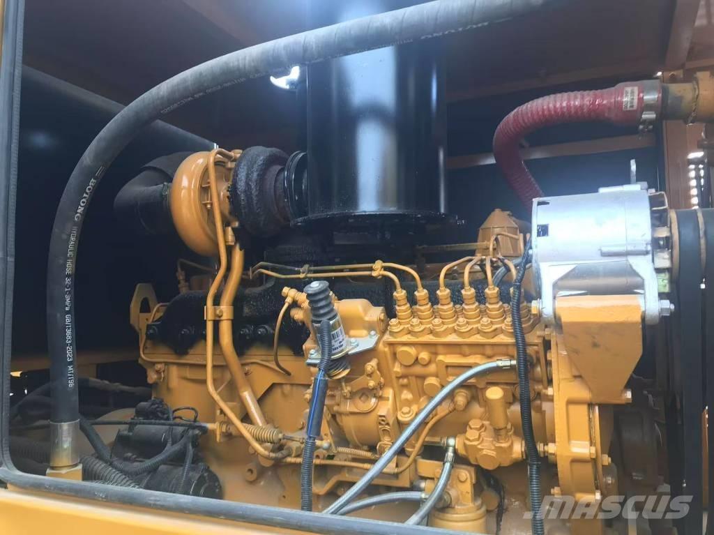 CAT 140k معدات تمهيد الطرق