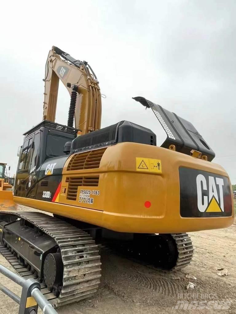 CAT 330 حفارات زحافة