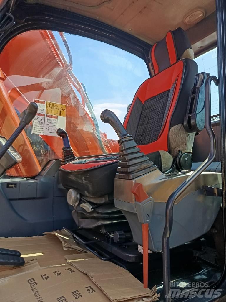 Doosan DX150 LC حفارات زحافة