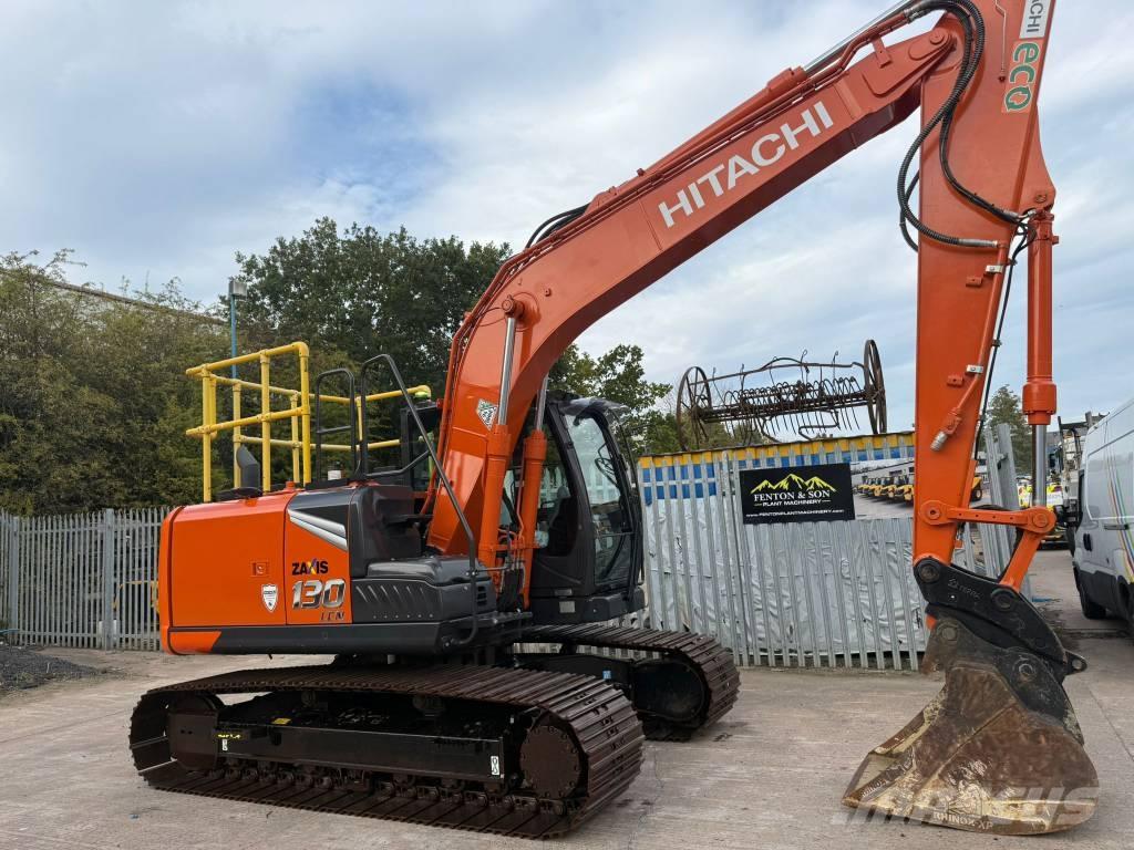Hitachi ZX 130-7 حفارات زحافة