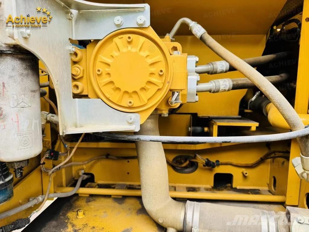 CAT 326GC حفارات زحافة