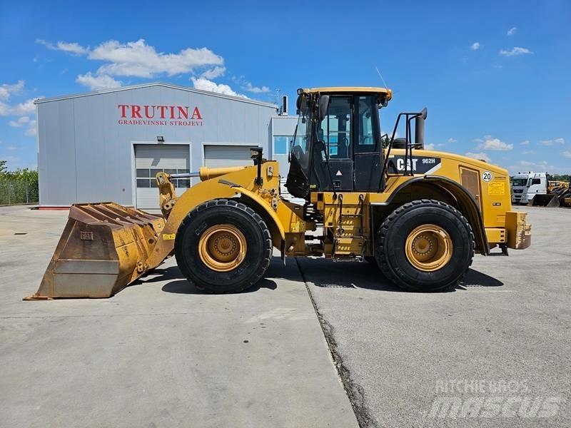 CAT 962 H لوادر بعجل