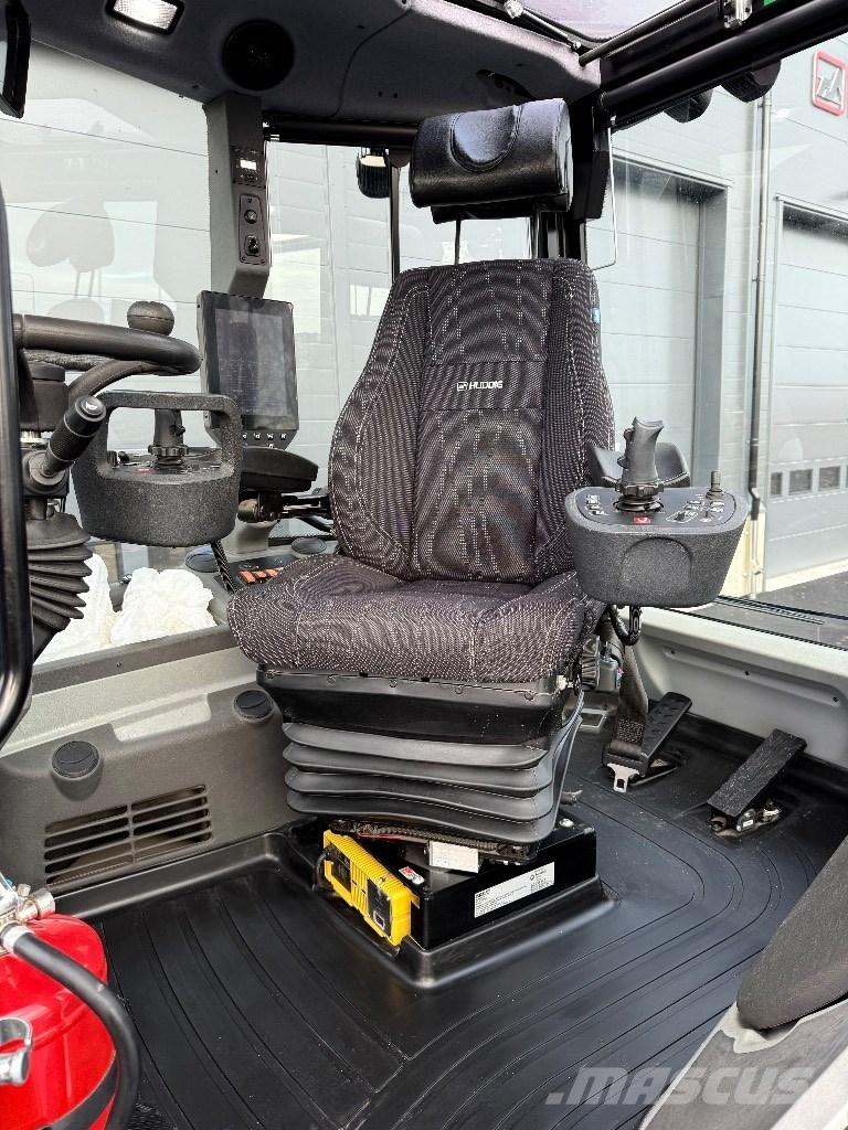 Huddig 1370 لوادر ذات جرافات عكسية