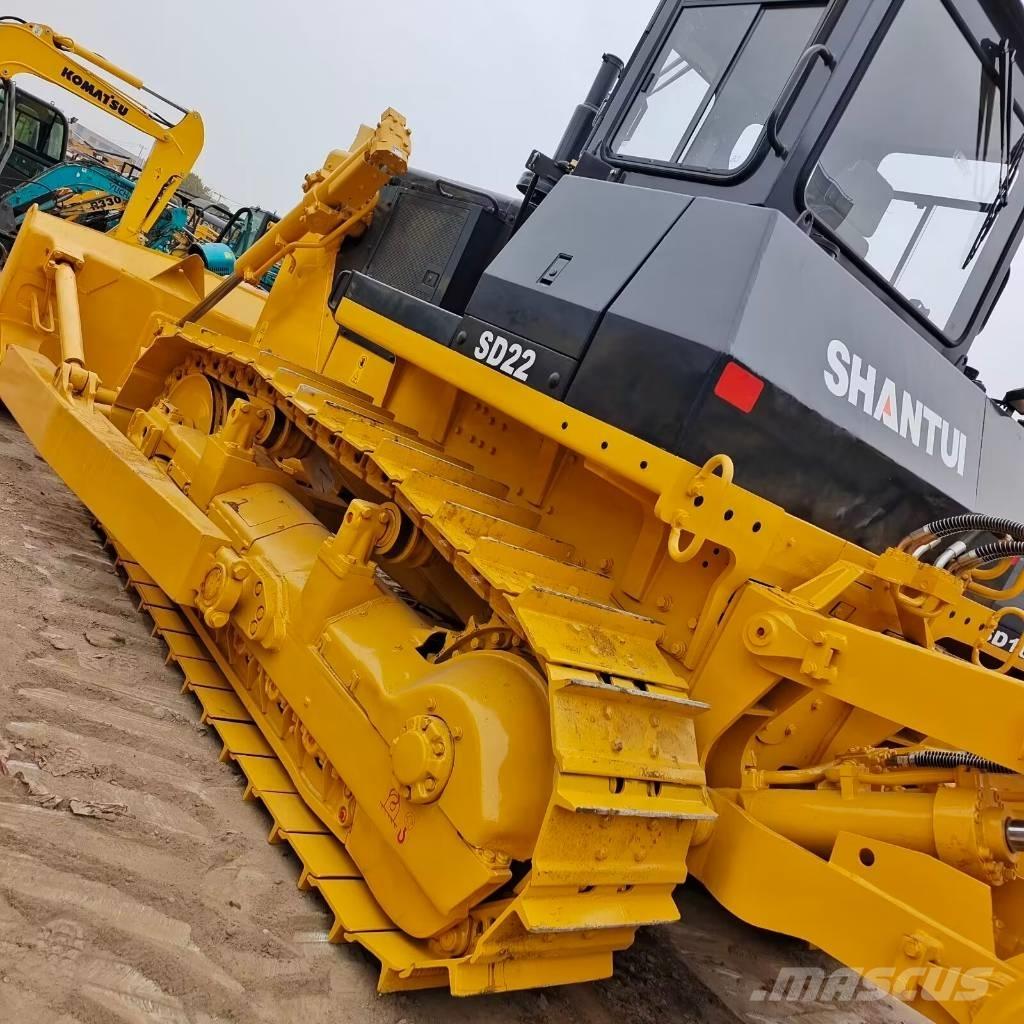 Shantui SD 22 بلدوزرات مجنزرة