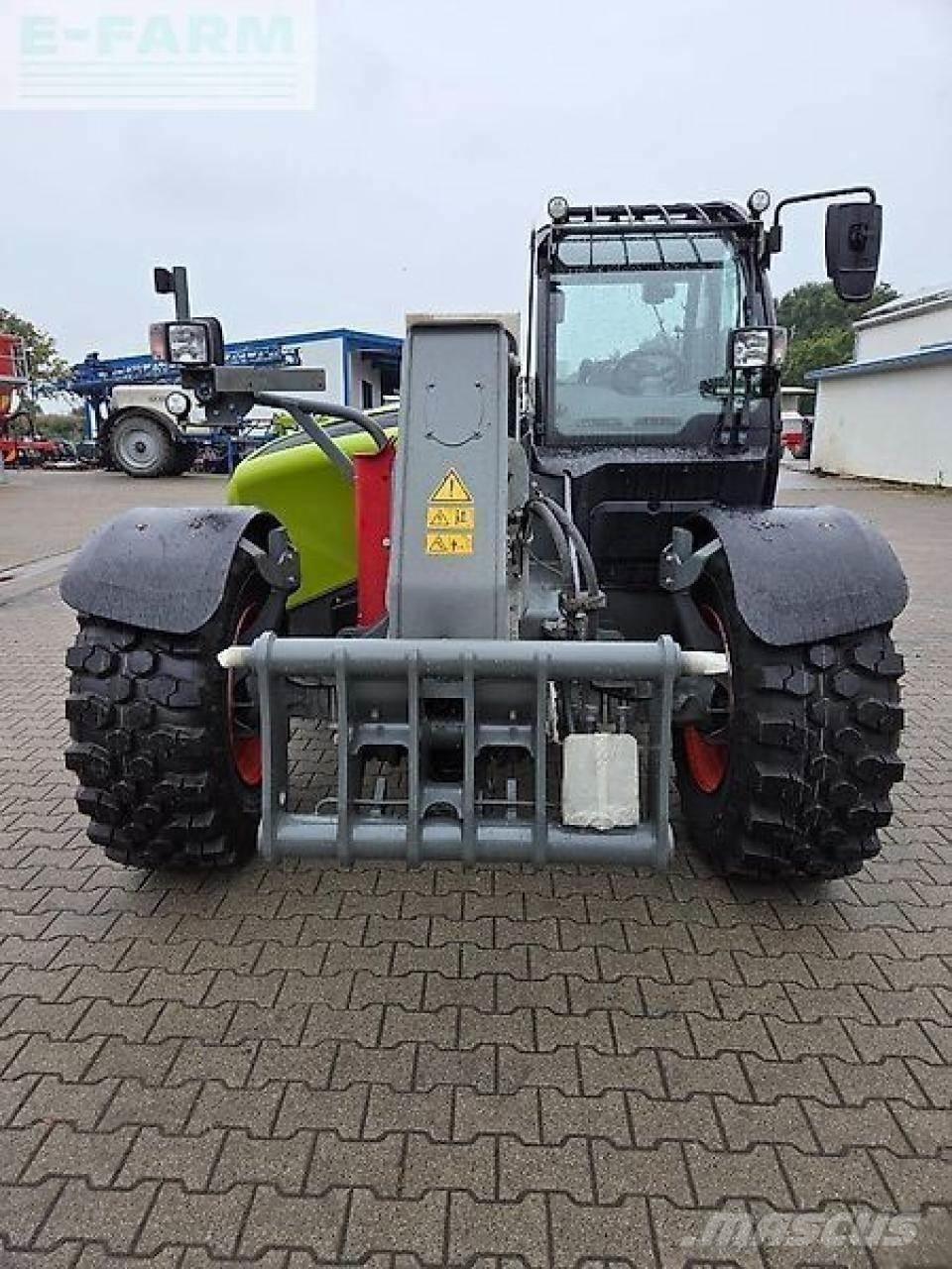 CLAAS scorpion 746 معدات مناولة لأغراض الزراعة