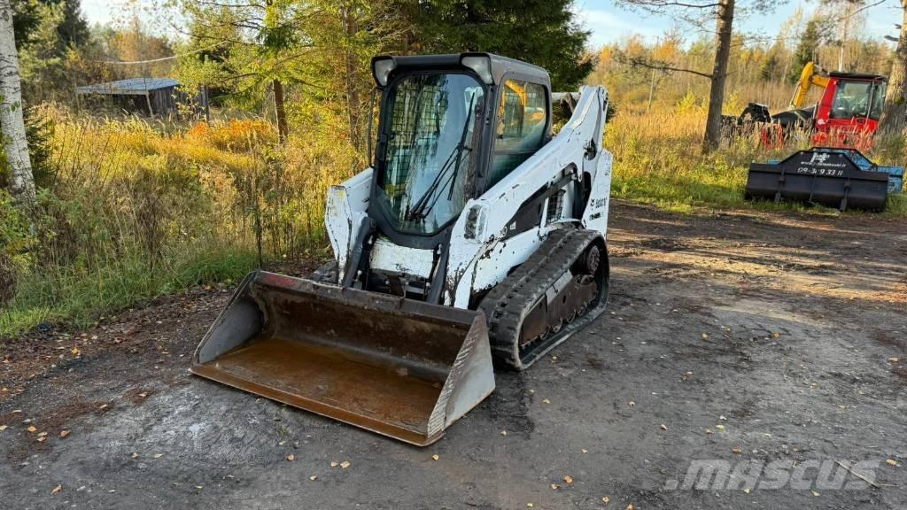 Bobcat T 590 لوادر انزلاقية التوجيه