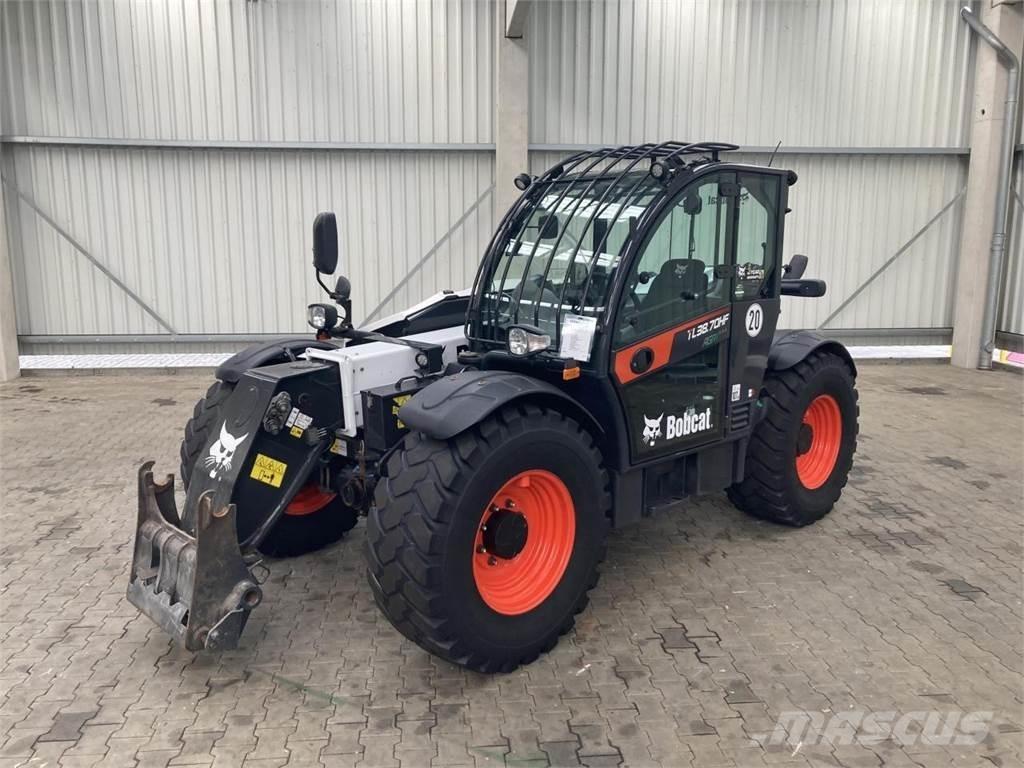 Bobcat TL 38.70 HF معدات مناولة لأغراض الزراعة