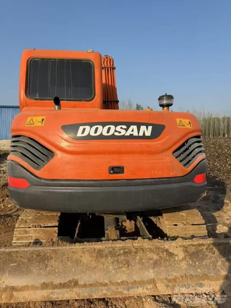 Doosan DX 75-9 C حفارات زحافة