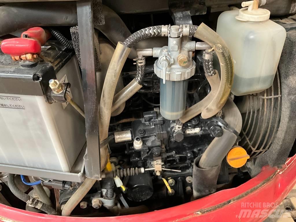 Takeuchi TB 215 R حفارات صغيرة أقل من 7 طن (حفارات صغيرة)