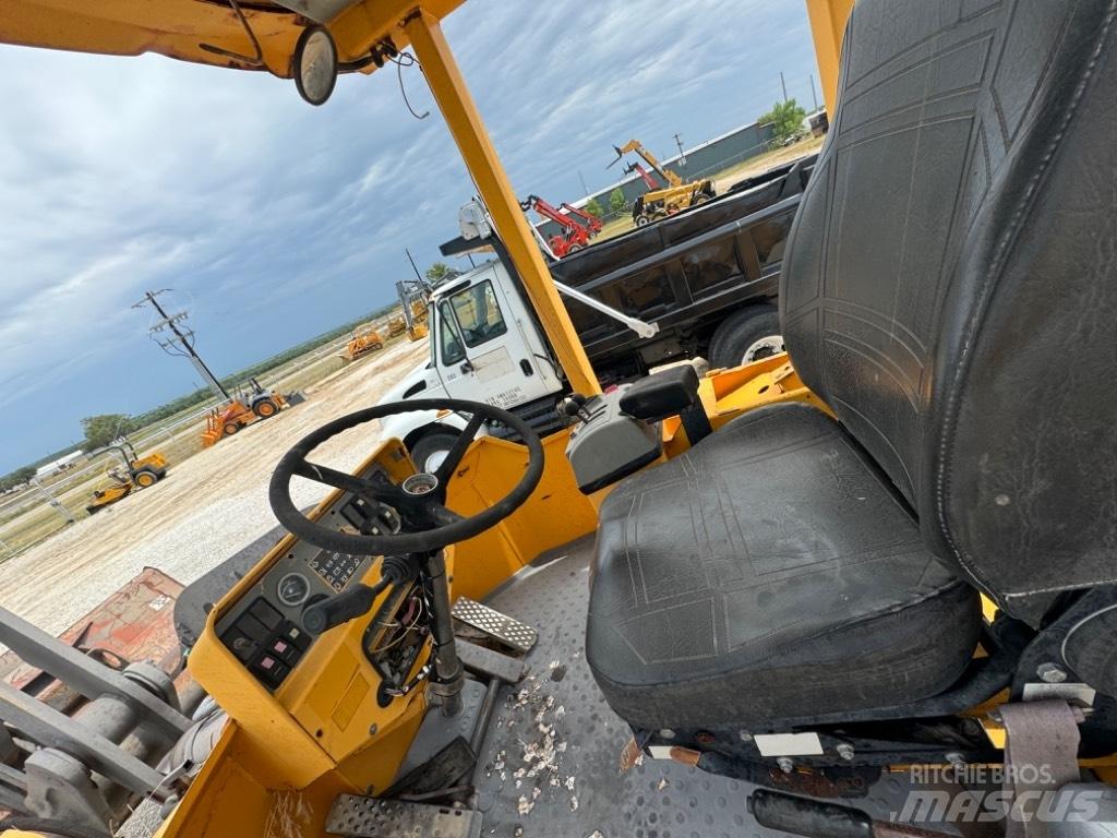 Volvo L 70 D لوادر بعجل
