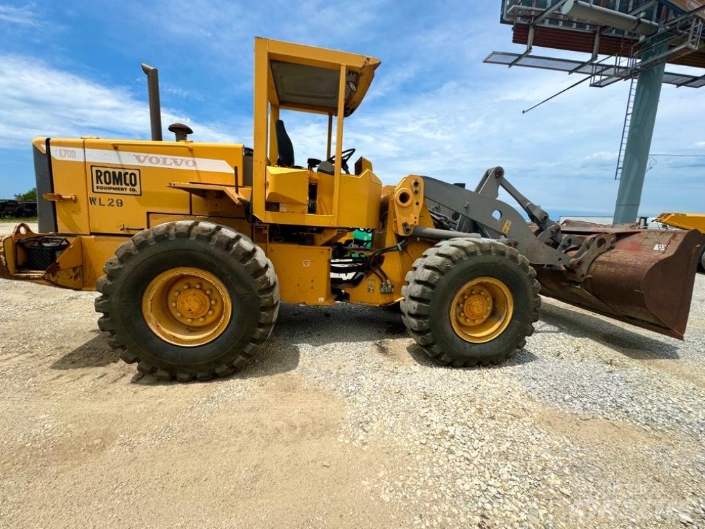 Volvo L 70 D لوادر بعجل