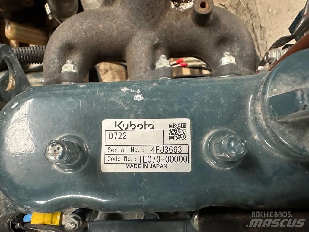 Kubota D 722 ENGINE محركات