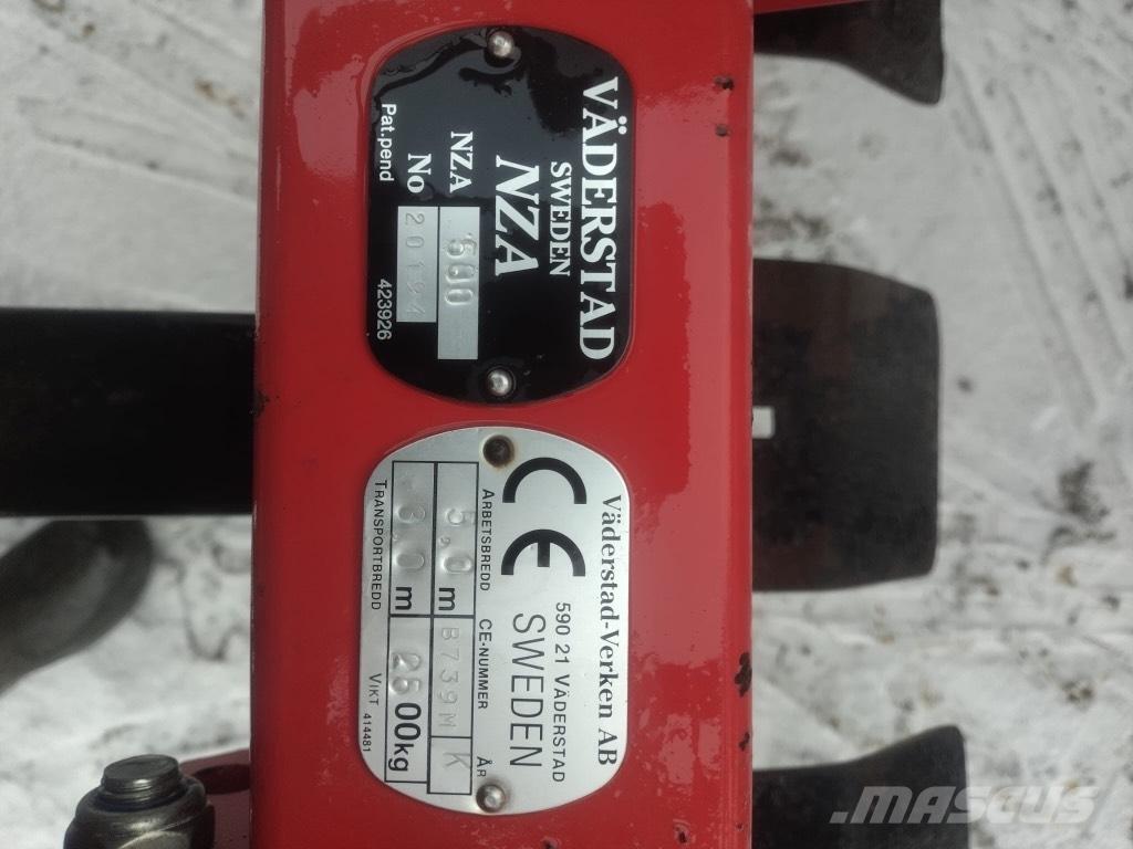 Väderstad NZA500 كاسحات