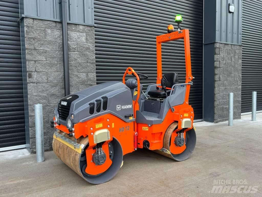 Hamm HD 12 VV مداحل ثنائية الاسطوانة