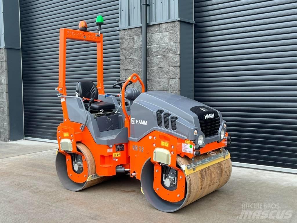 Hamm HD 12 VV مداحل ثنائية الاسطوانة