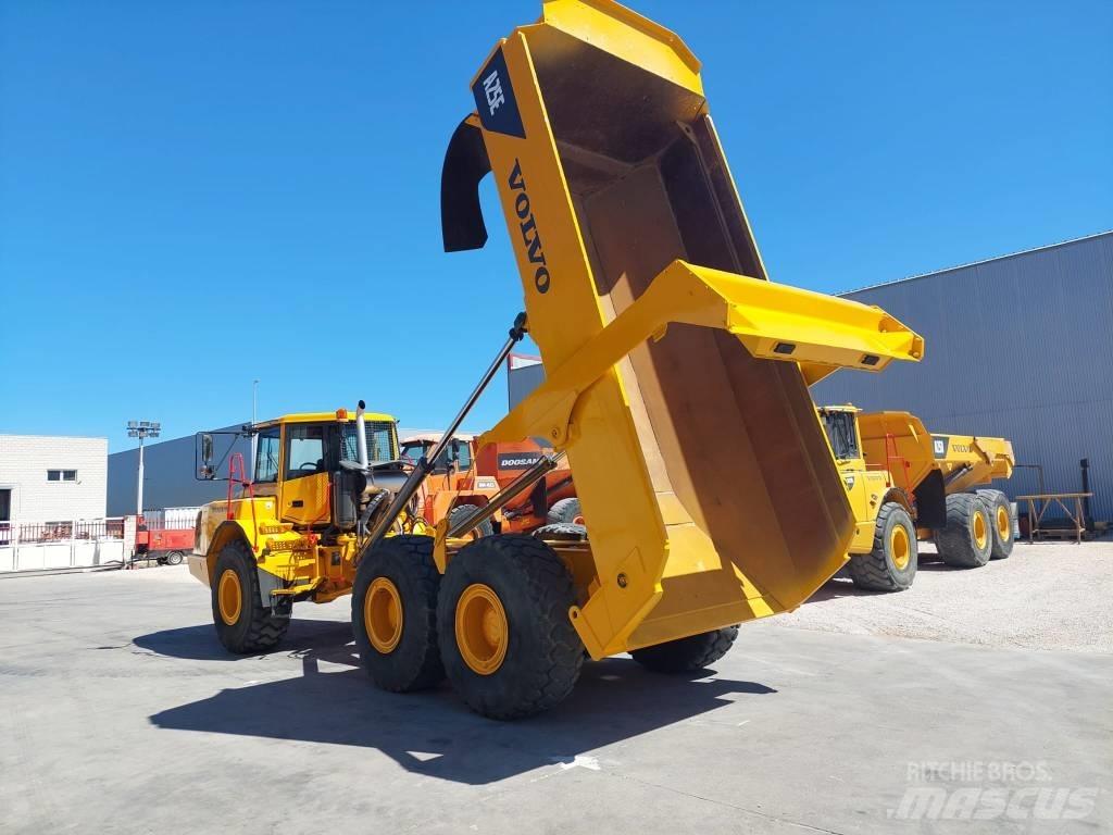 Volvo A 25 E ساحبات مفصلية