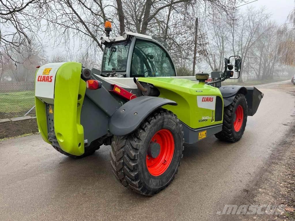 CLAAS Scorpion 9040 مناولات متداخلة