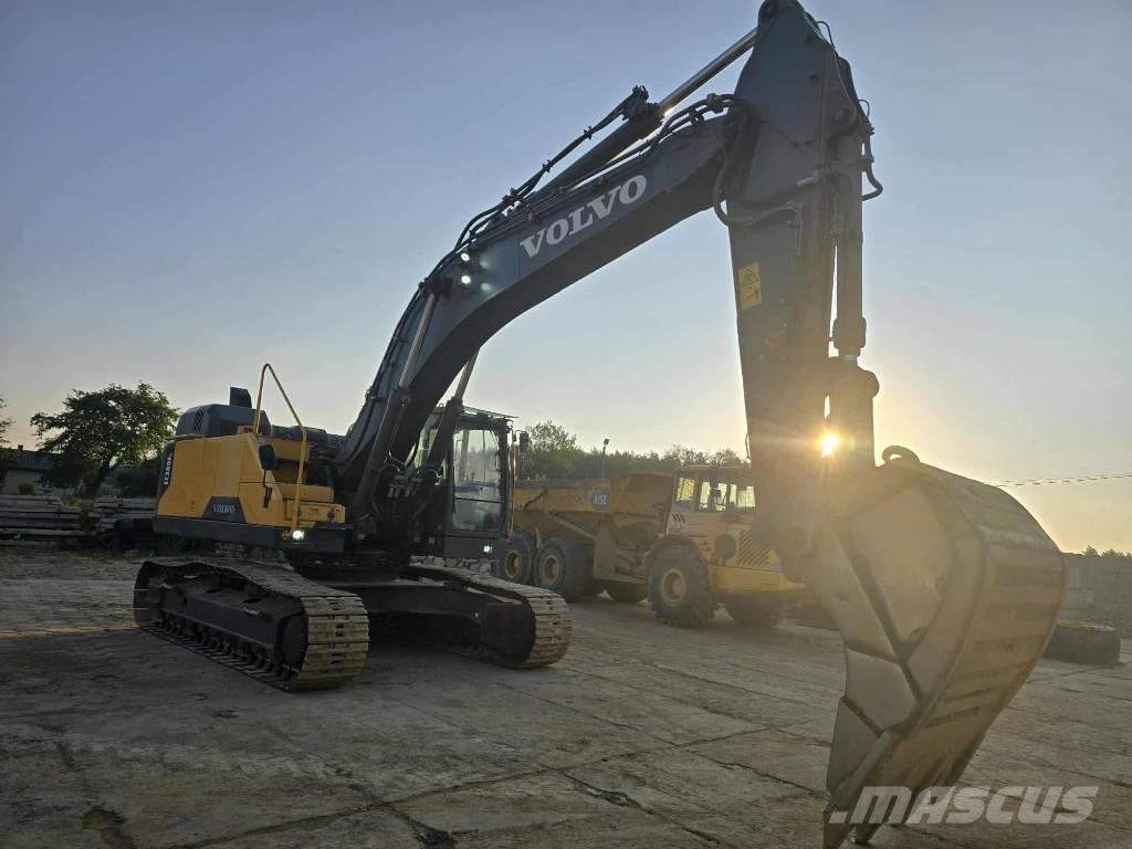 Volvo EC380EL حفارات زحافة