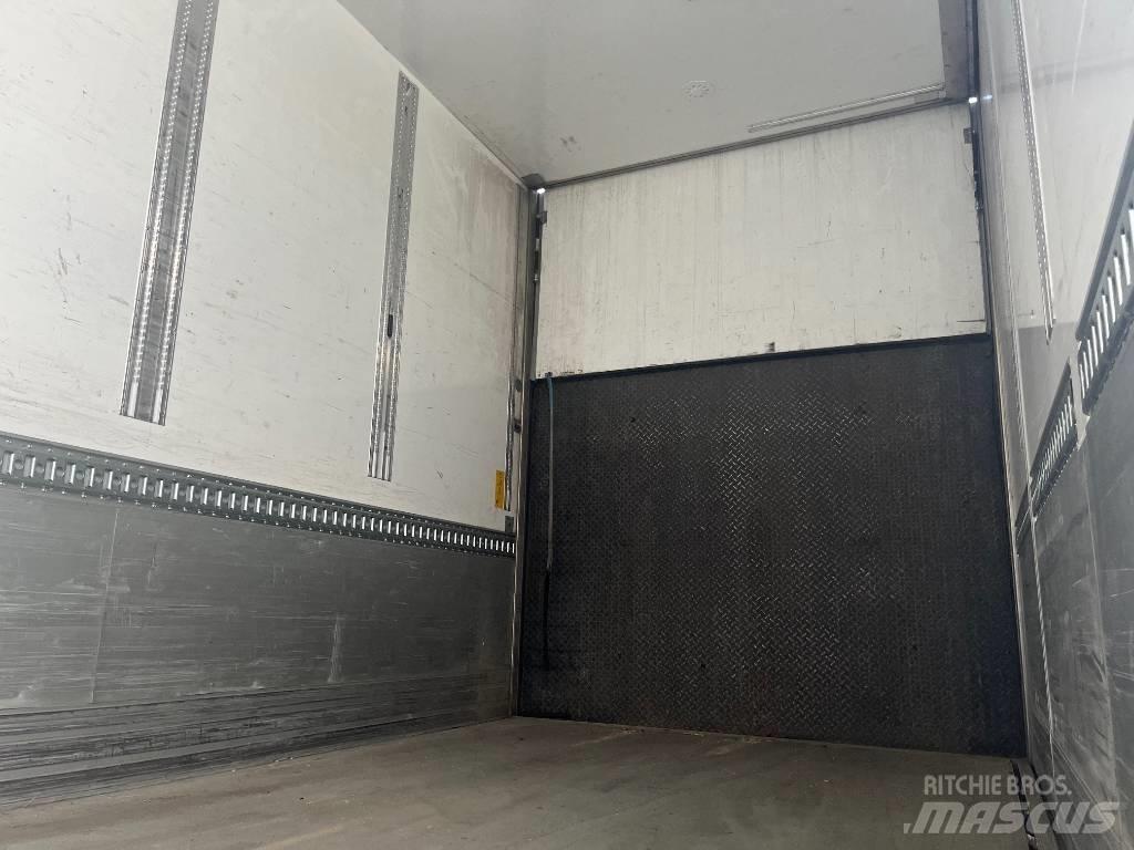 Scania R540B6X2*4NB شاحنات ذات هيكل صندوقي