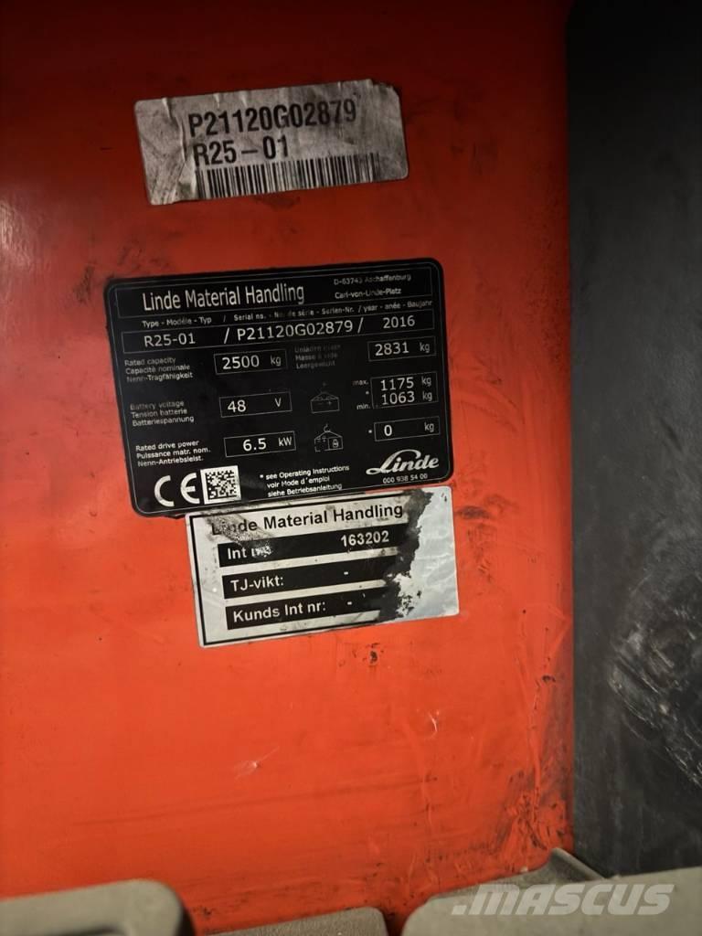 Linde R 25 شاحنة مناولة