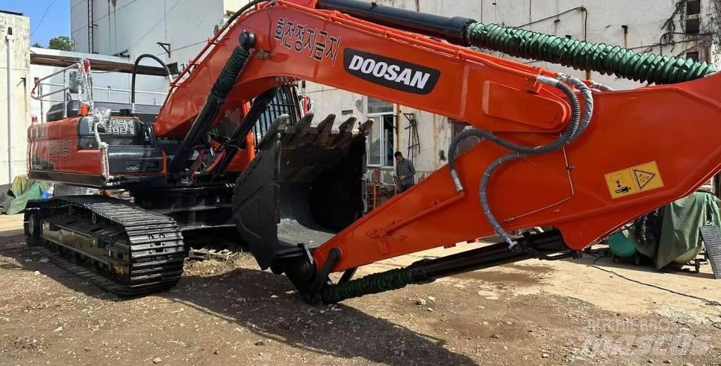 Doosan DX340 حفارات زحافة