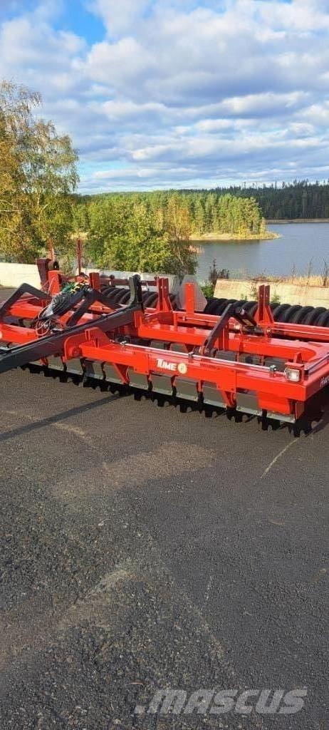 Tume D Harrow 400 زحافات ساحقة