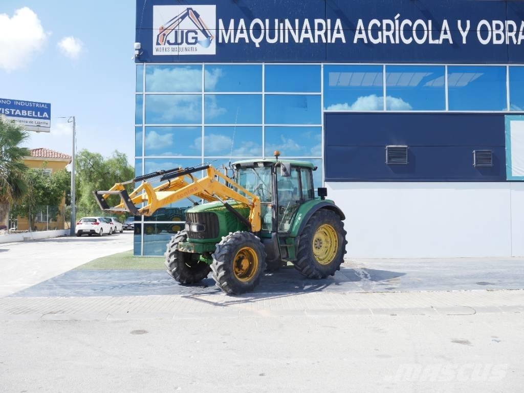 John Deere 6320 الجرارات
