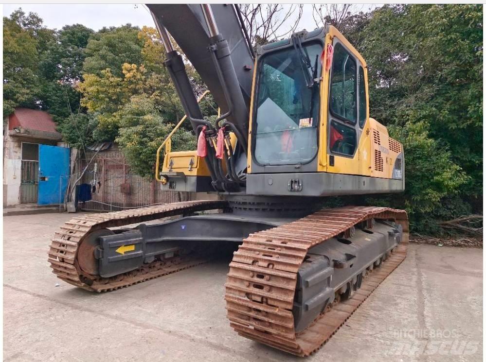 Volvo EC 360 B LC حفارات زحافة