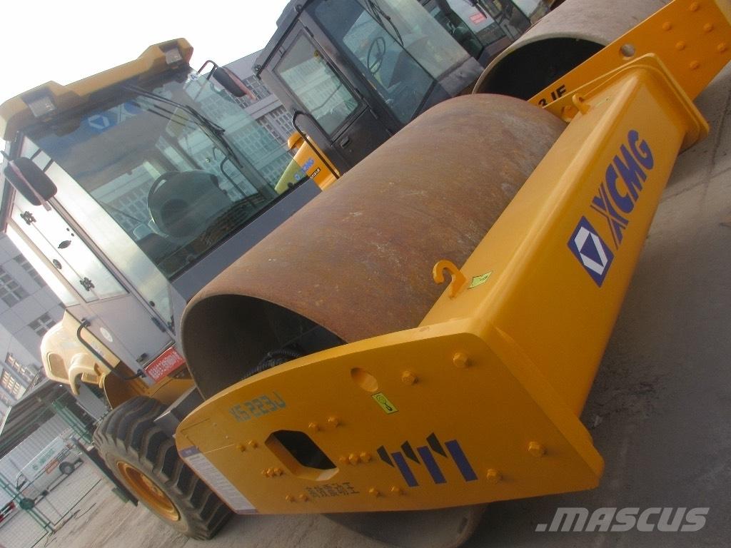 XCMG XS 263 J مداحل أحادية الأسطوانة