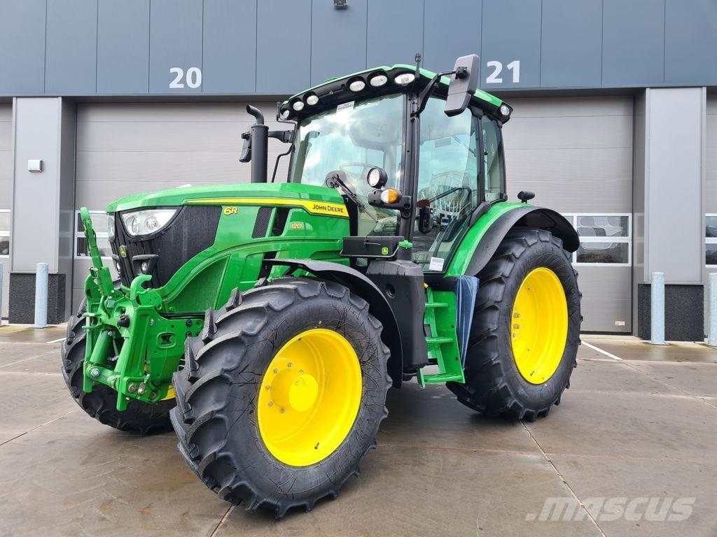 John Deere 6R 120 الجرارات