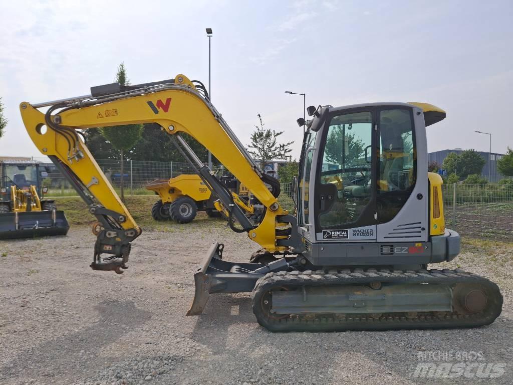 Wacker Neuson EZ80 حفارات زحافة