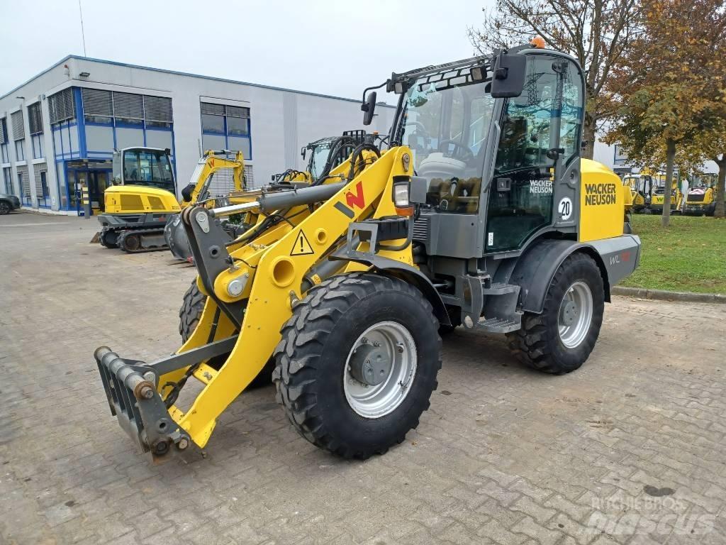 Wacker Neuson WL70 لوادر بعجل