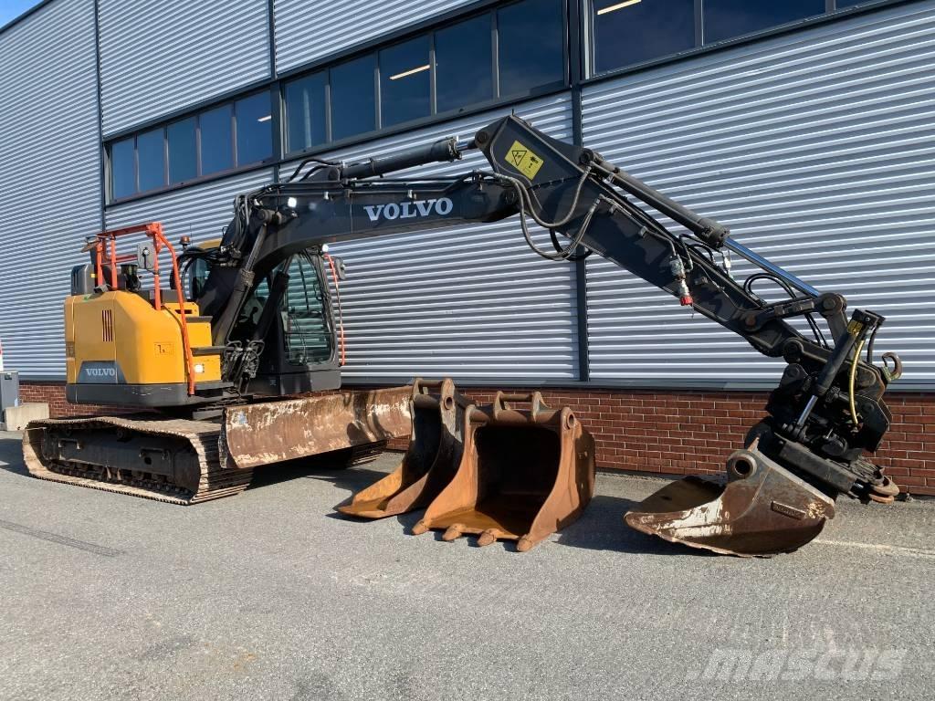 Volvo ECR145EL حفارات زحافة