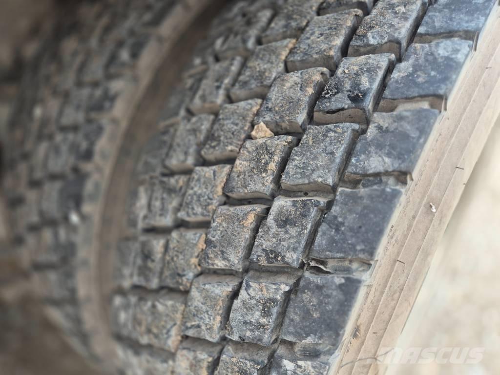 Volvo FH 540 شاحنات أشجار