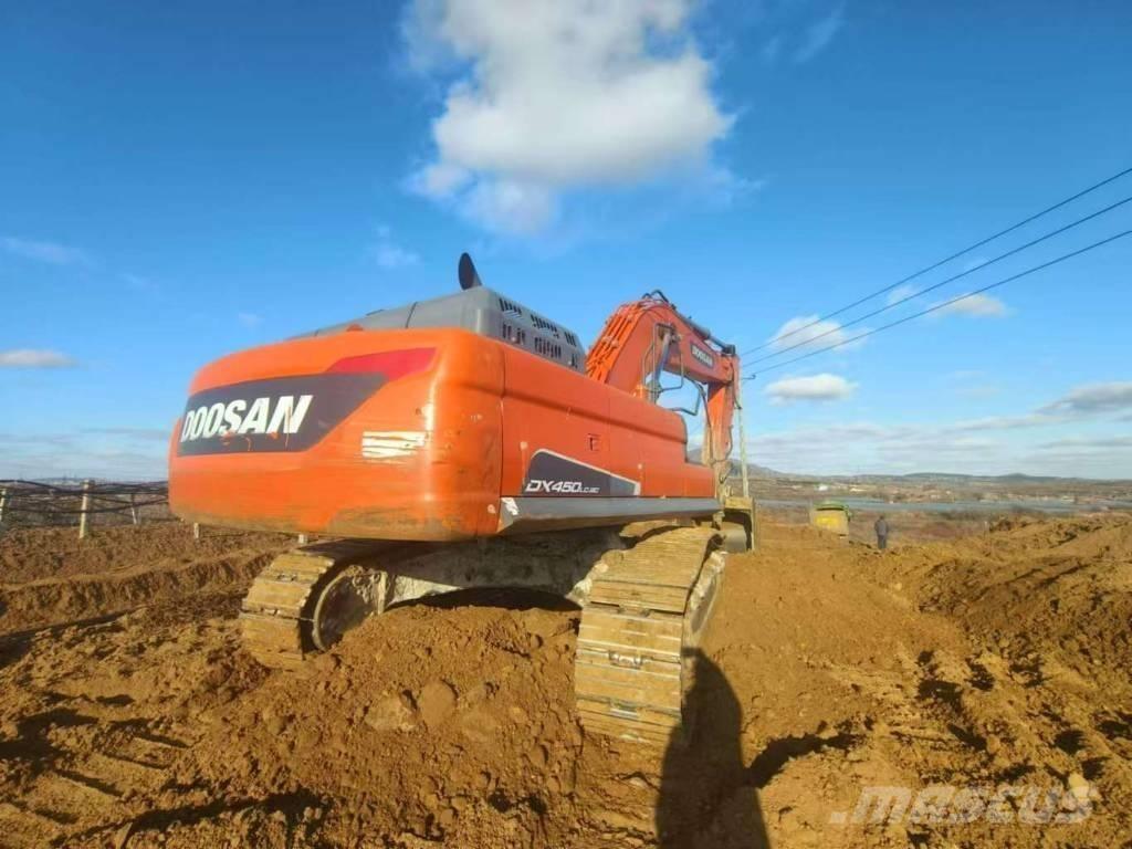 Doosan DX 450 LC-9 الحفارات البرمائية