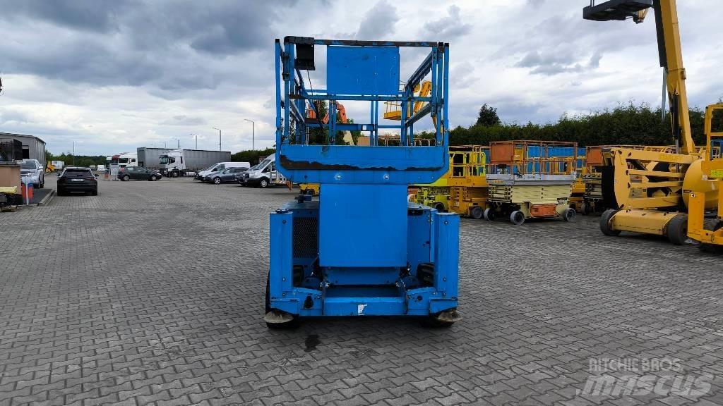 Genie GS 4069 رافعات مقصية الشكل