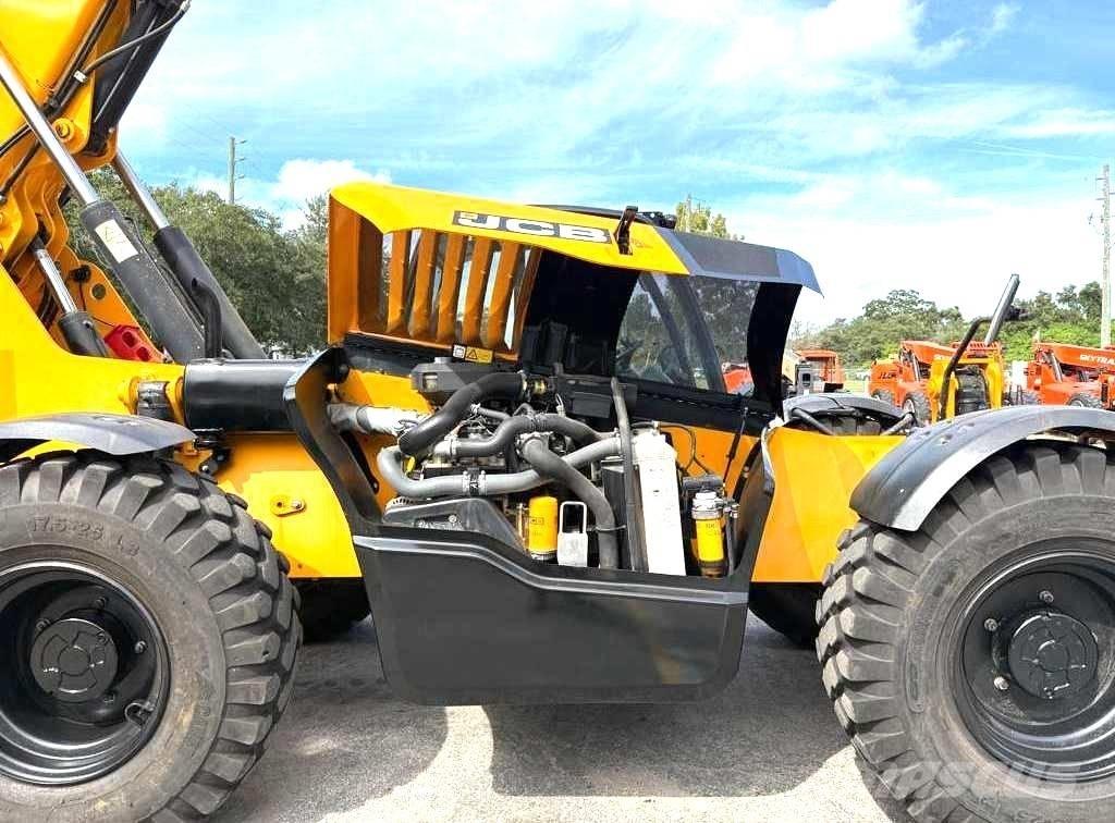 JCB 510-56 مناولات متداخلة