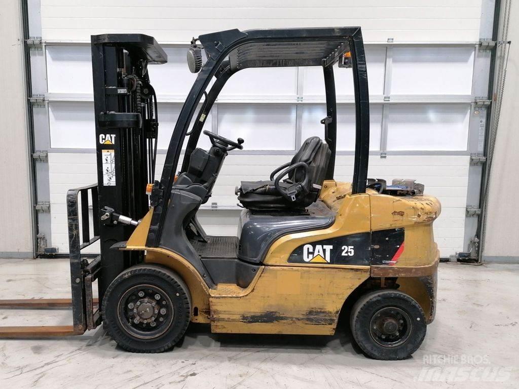 CAT GP25N شاحنات LPG