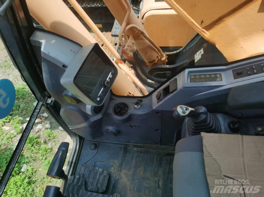 Hyundai 225lc-9t حفارات زحافة