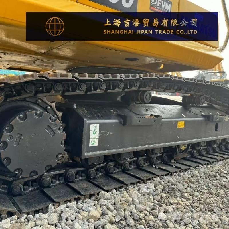 Komatsu PC 200-8 حفارات زحافة