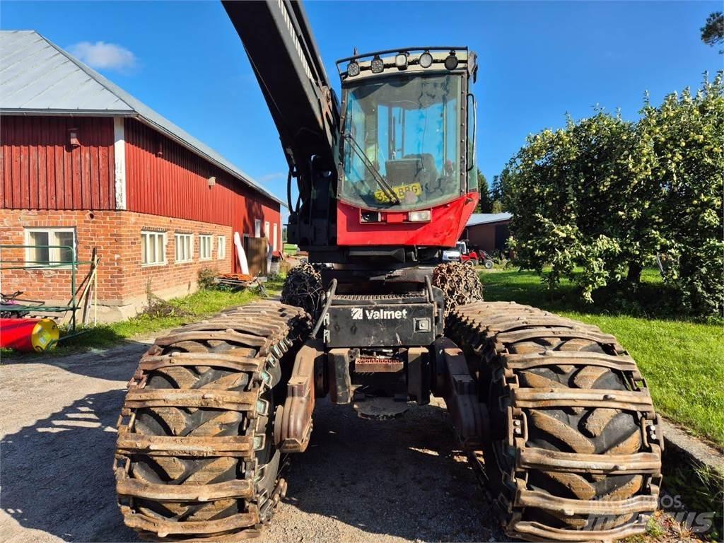 Valmet 901.2 حصادات