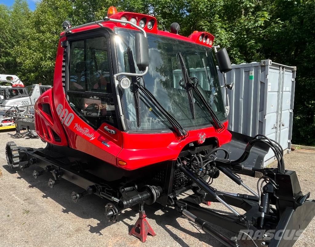  Pisten Bully PB600 كاسحات جليد