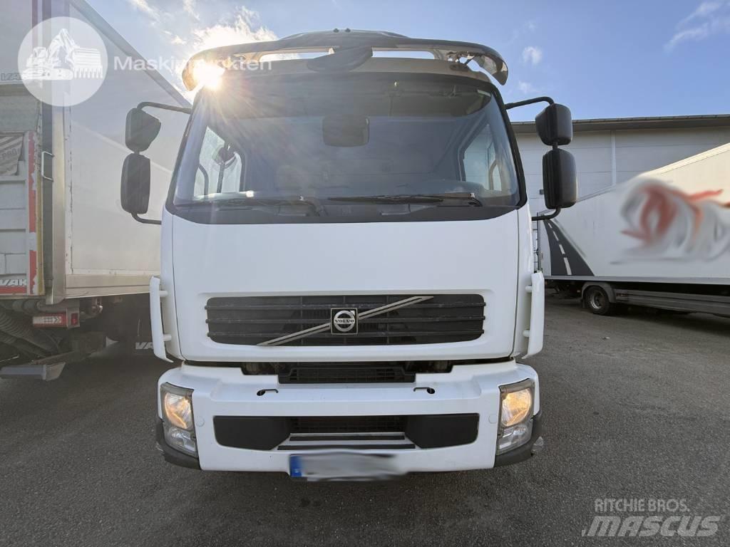 Volvo FL 240 شاحنات ذات هيكل صندوقي
