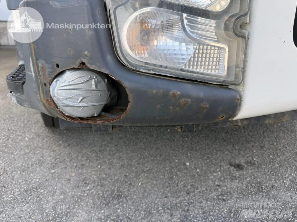 Volvo FL 240 شاحنات ذات هيكل صندوقي