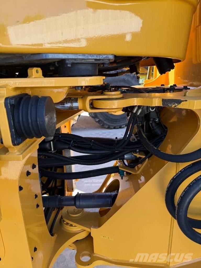 Volvo L 120 F لوادر بعجل